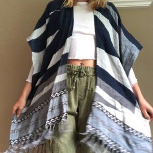American Eagle Kimono/Poncho